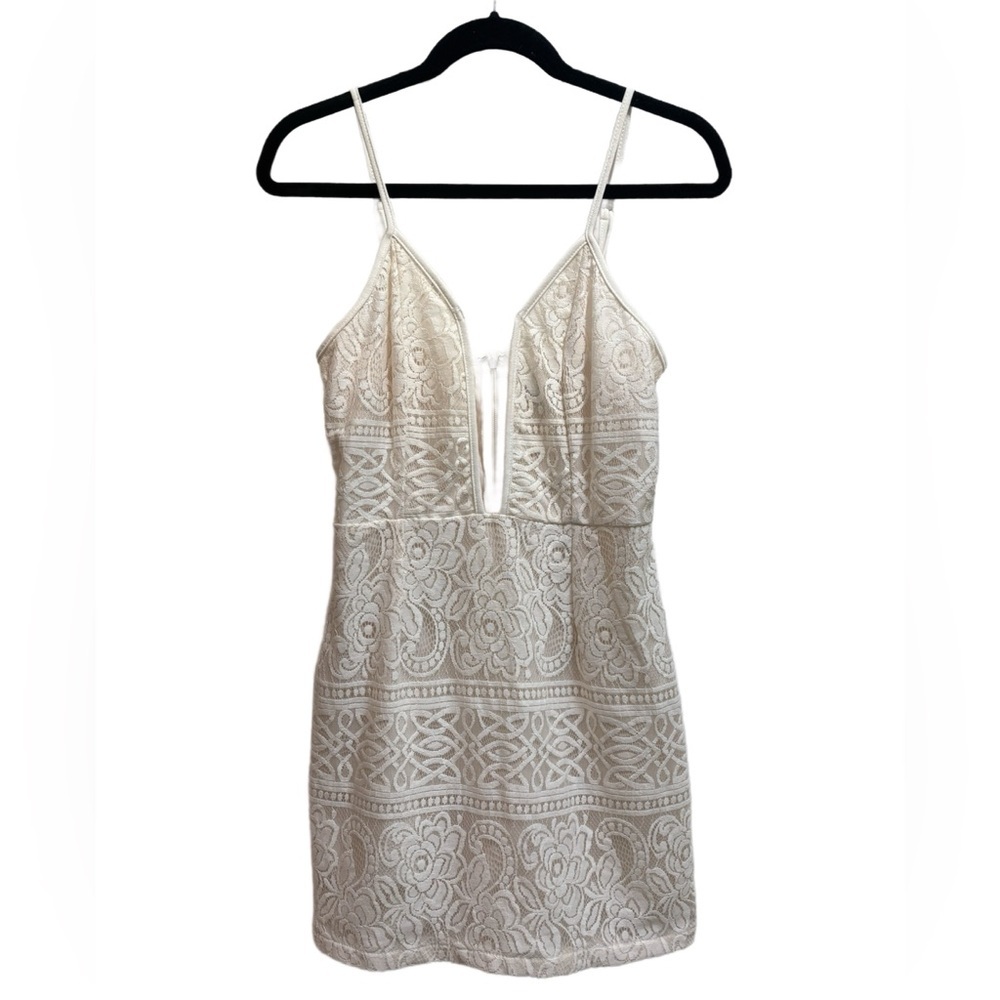 TOBI “Out for the Day” Plunging bodycon mini dress in ivory white, NWT! Size M - Picture 2 of 11